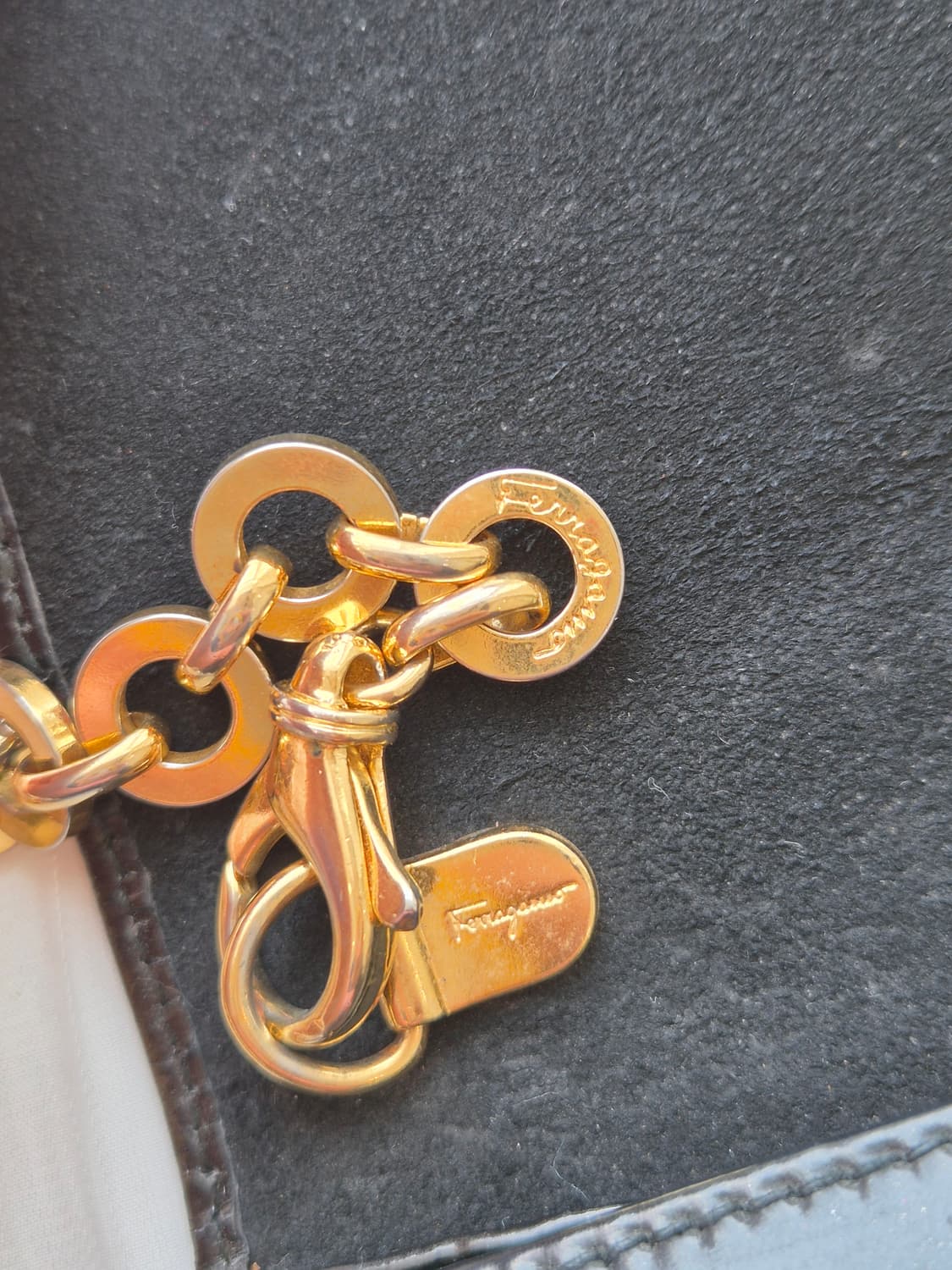 [정품] 페라가모 바라 리본 미니 체인백 상품이미지4