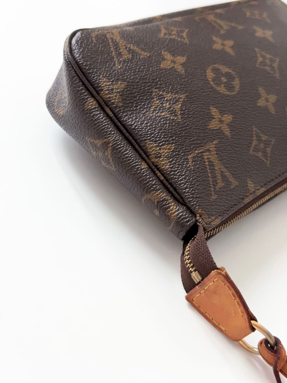 루이비통 모노그램 포치백 악세수아 포쉐트 상품이미지6