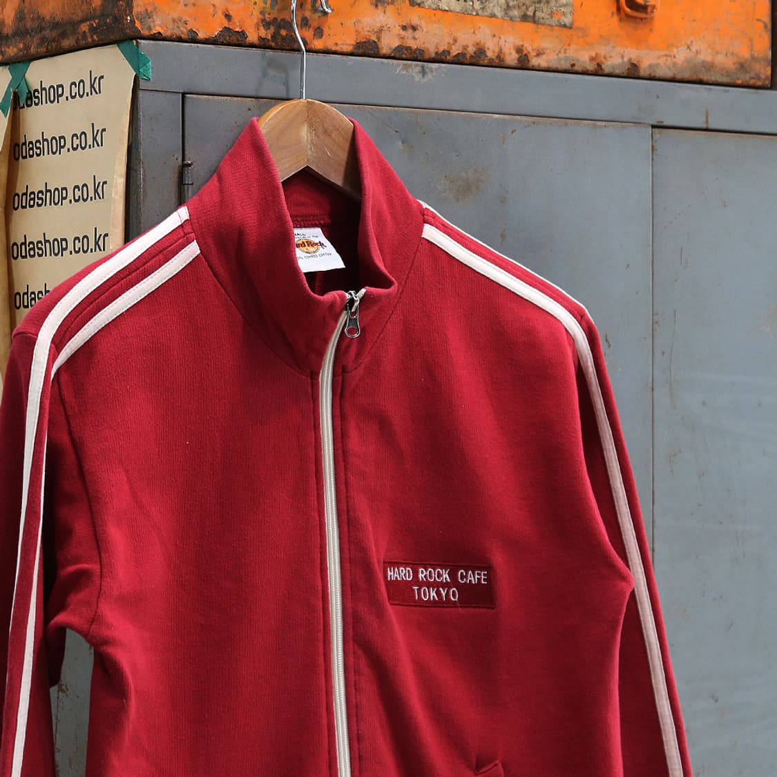 (착용컷) Hard Rock CAFE 트랙 자켓 (남성용 95) 상품이미지1