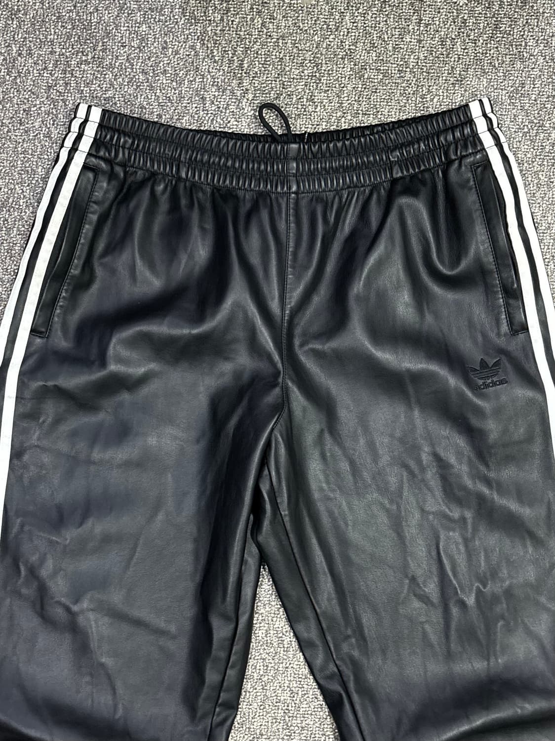 아디다스 포우 레더 파이어버드 트랙팬츠 상품이미지2