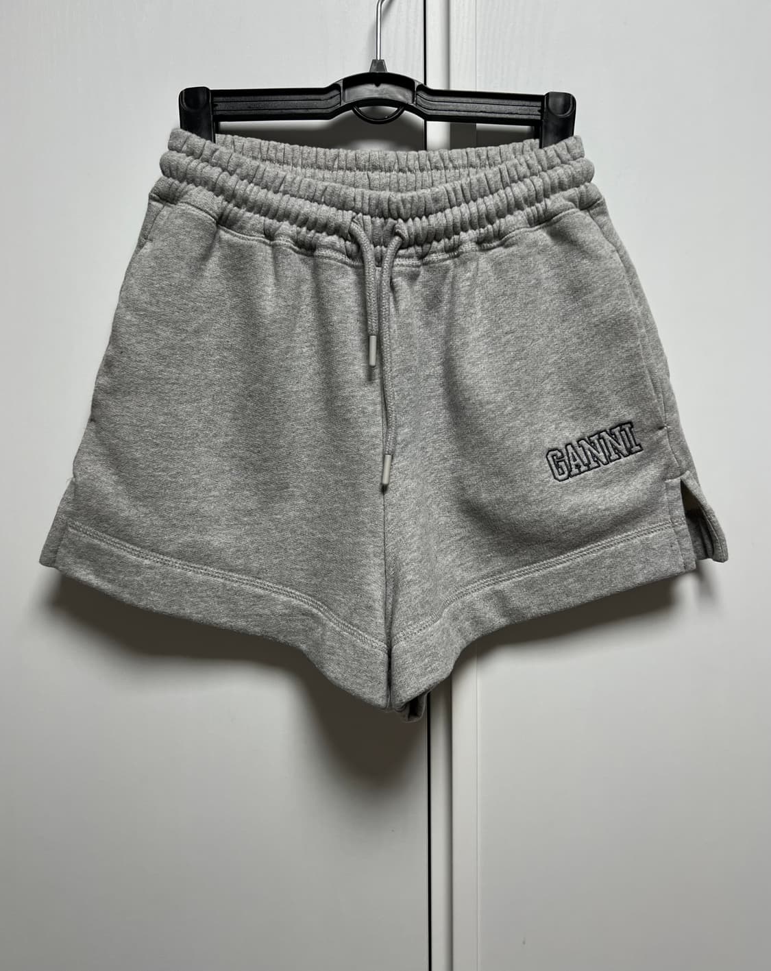 ganni 가니 쇼츠 반바지 스웻쇼츠 바지 상품이미지2