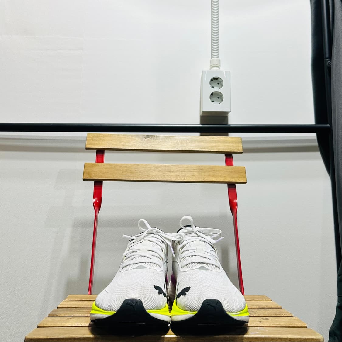 285) 푸마 런닝화 남성 남자 운동화 일렉트리파이 나이트로 4 상품이미지2