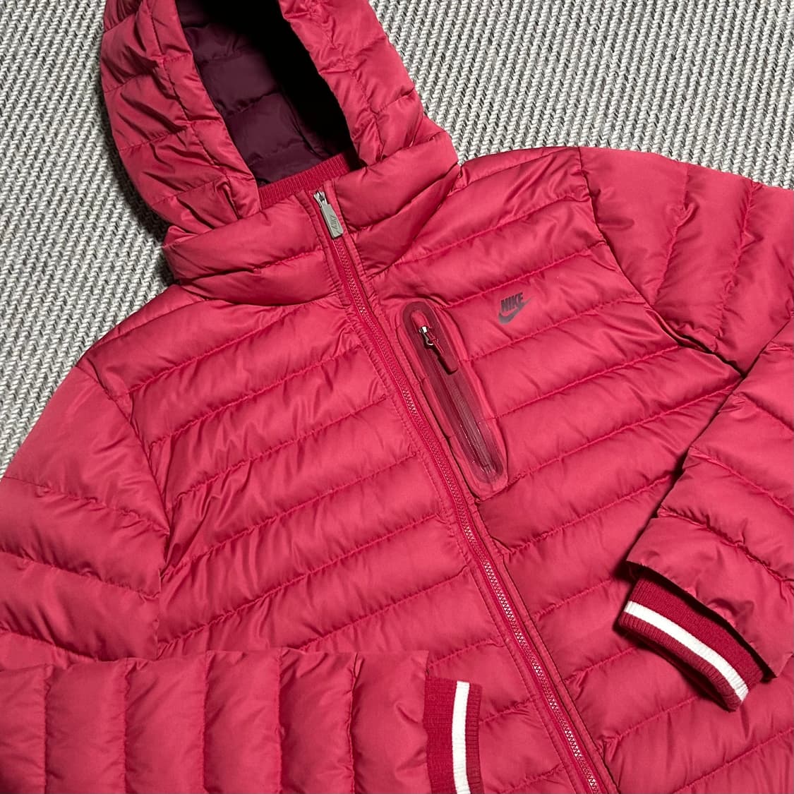 [L] Nike 나이키 우먼즈 디팬더 다운 경량패딩 점퍼 상품이미지4