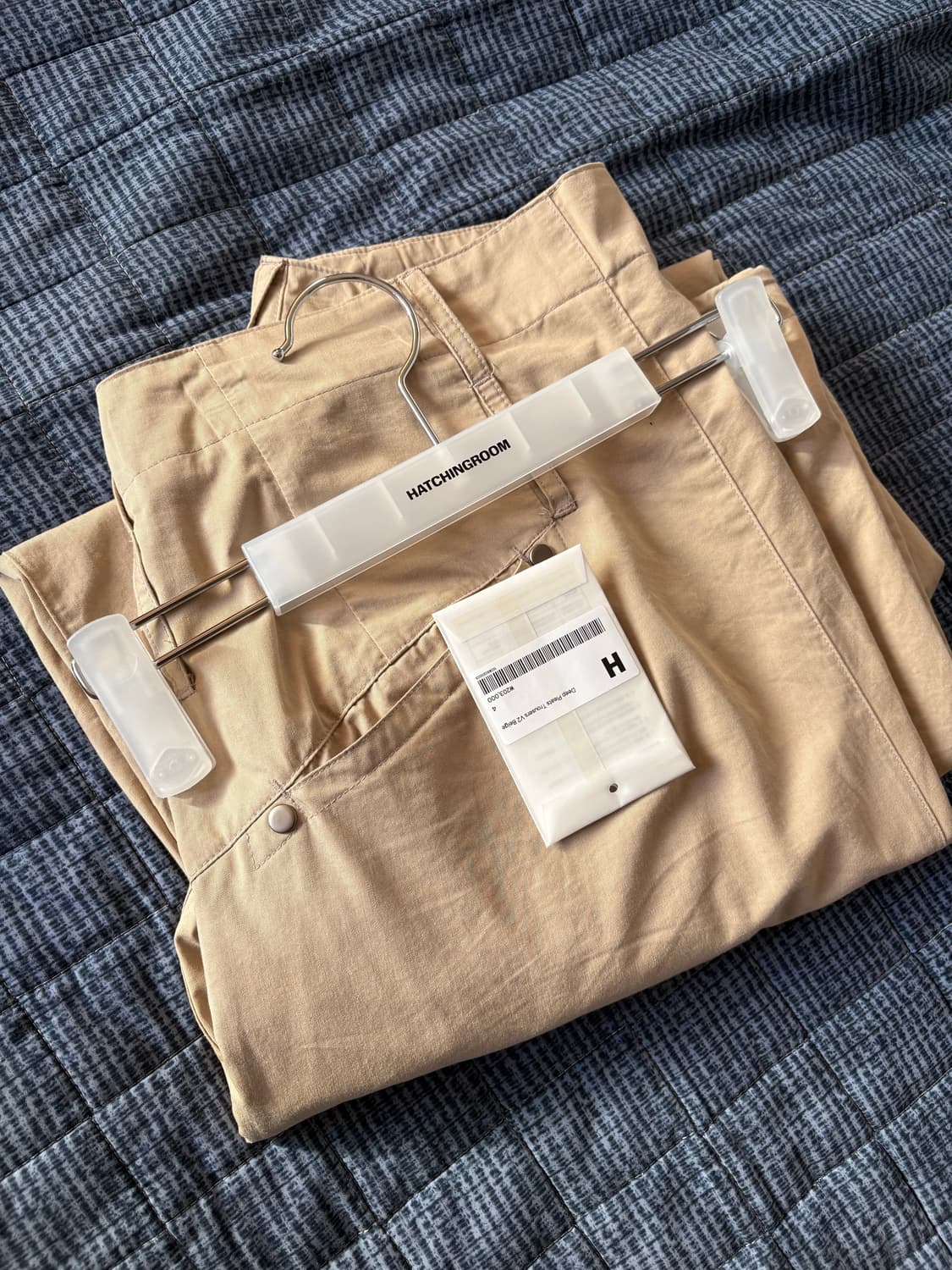 해칭룸 딥플리츠 트라우저 v2 베이지 4사이즈 상품이미지3