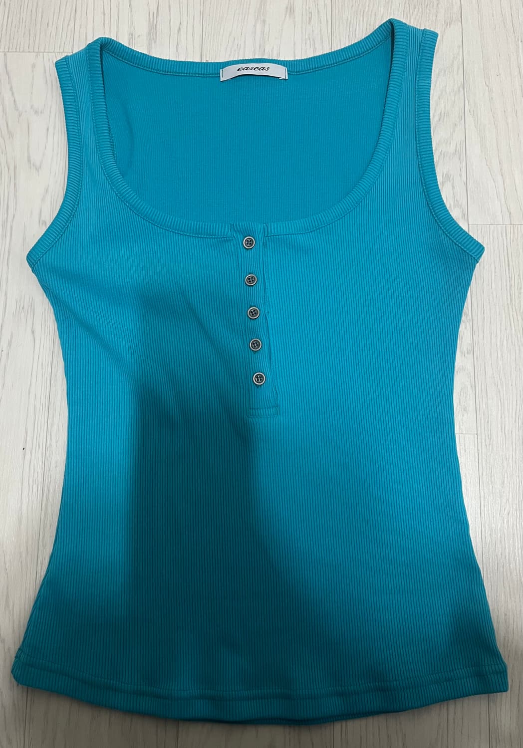 이즈이즈 버튼 슬리브리스 상품이미지4