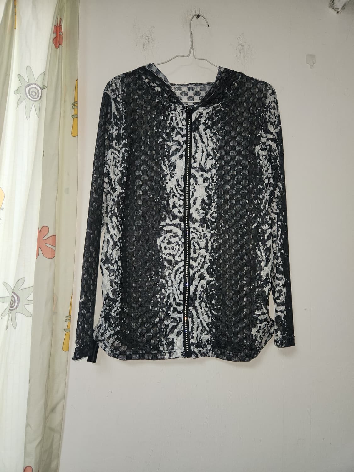 시스루 블랙 패턴 후드 집업 점퍼 F(~100) 상품이미지1