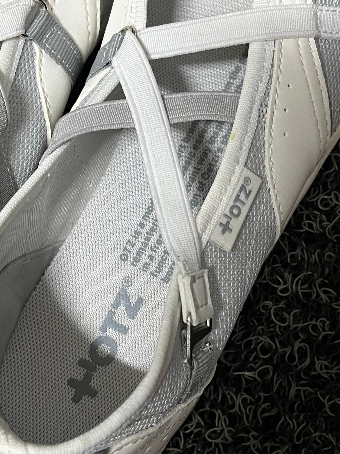 오찌 OTZ 로마리 밴딩 플랫 스니커즈 화이트 230 상품이미지7