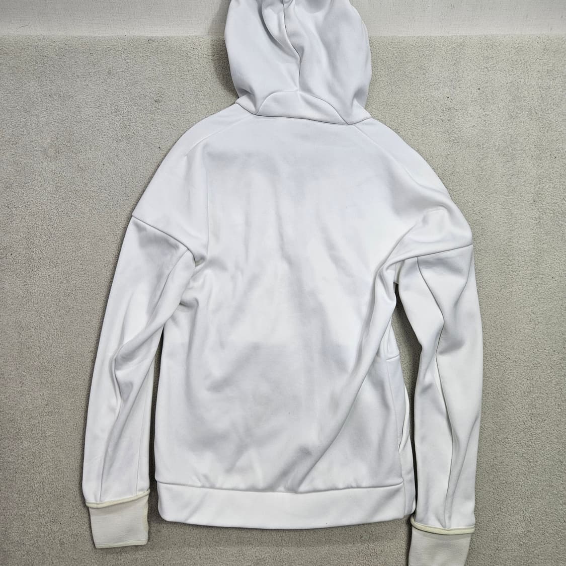 16-17 아디다스 유벤투스 후드 자켓 상품이미지2