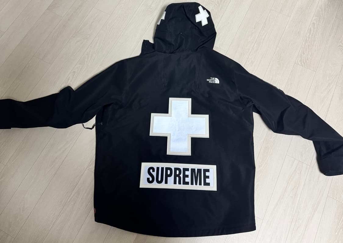 슈프림x노스페이스 Summit Series 자켓 상품이미지3