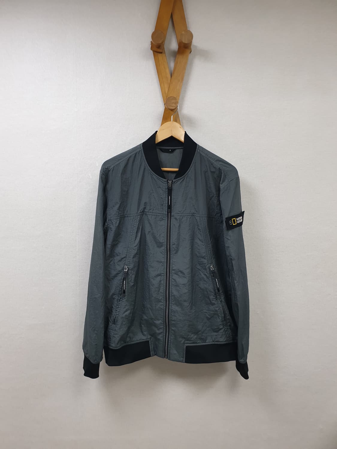 [L/100] 내셔널지오그래픽 바람막이 점퍼 상품이미지1