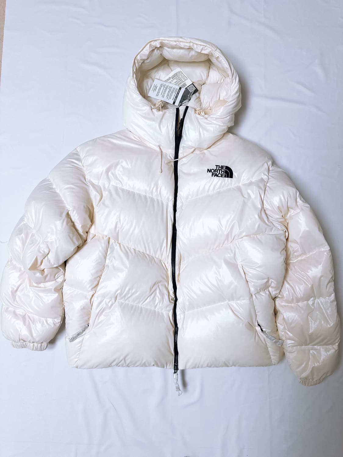 노스페이스 네오 프리 무브 다운 자켓 (크림 유광 패딩 105사이즈)(새 상품이미지5