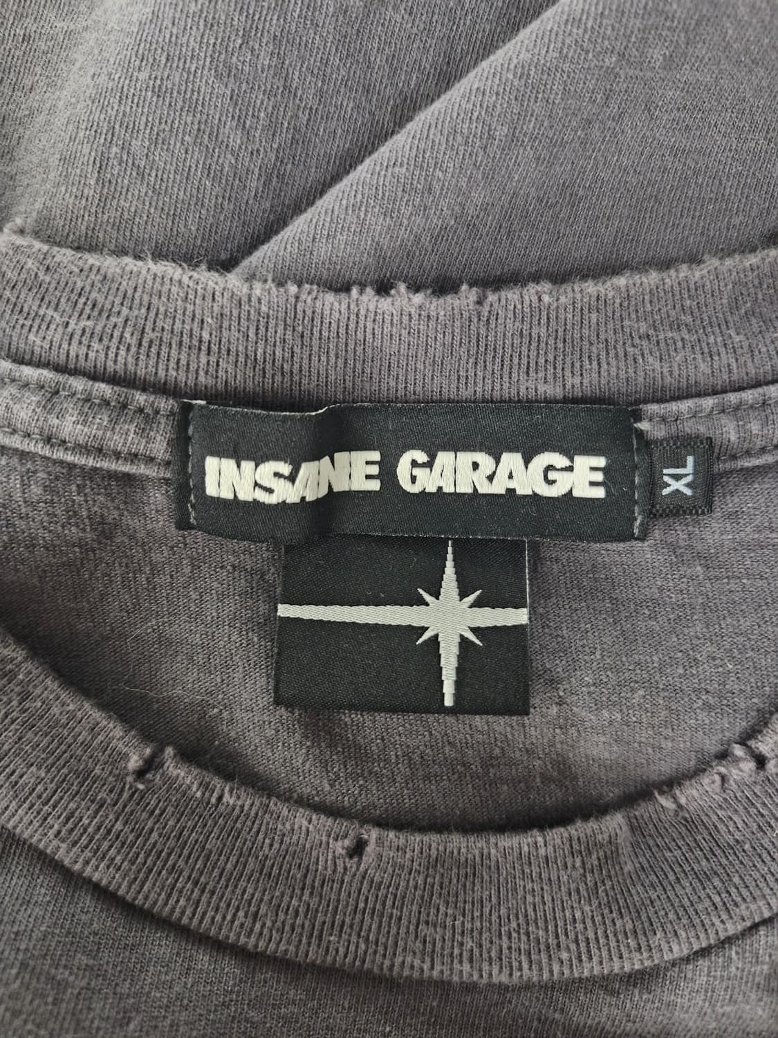 인세인개러지x틸던 3/4슬리브 차콜 상품이미지5