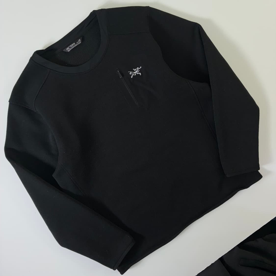 Arc'teryx 아크테릭스 히트 웜 컨실 크루넥 포켓 풀오버 상품이미지2