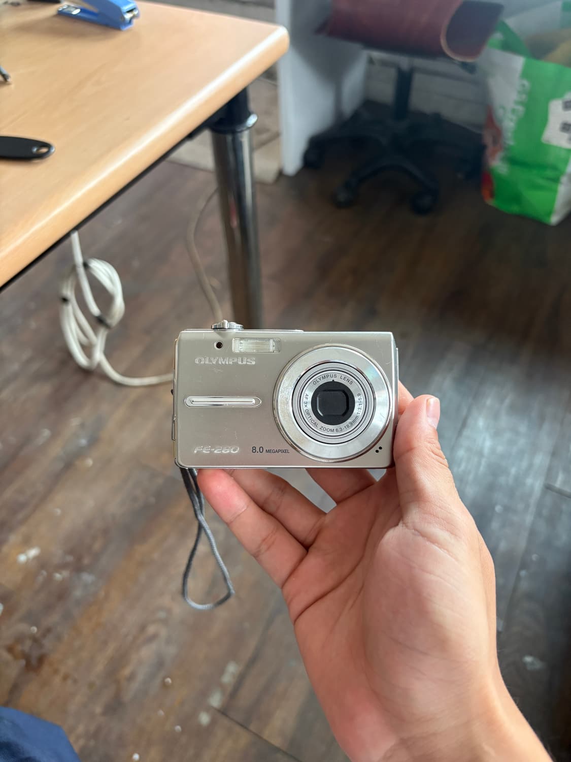 올림푸스 fe280 디지털카메라 상품이미지1