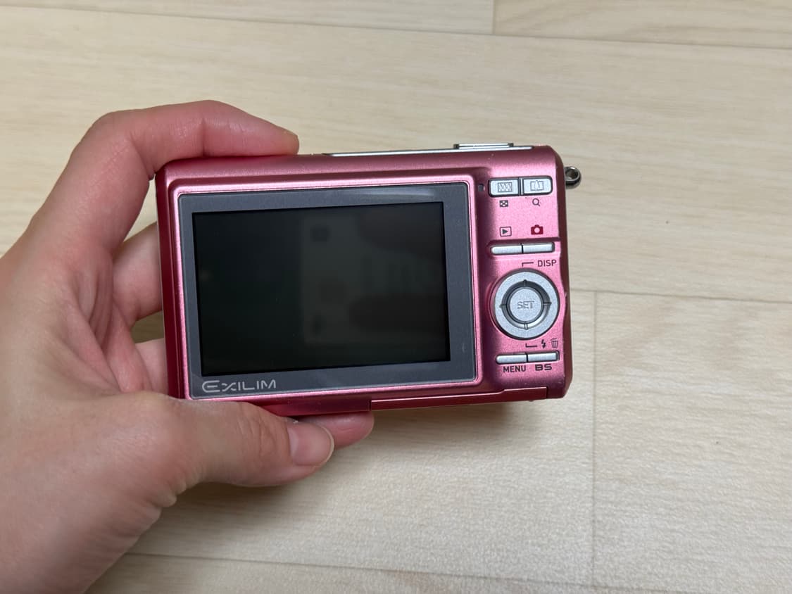 casio exlim z75(충전기 없음, 황변 이슈로 저렴히 팔아요~) 상품이미지2