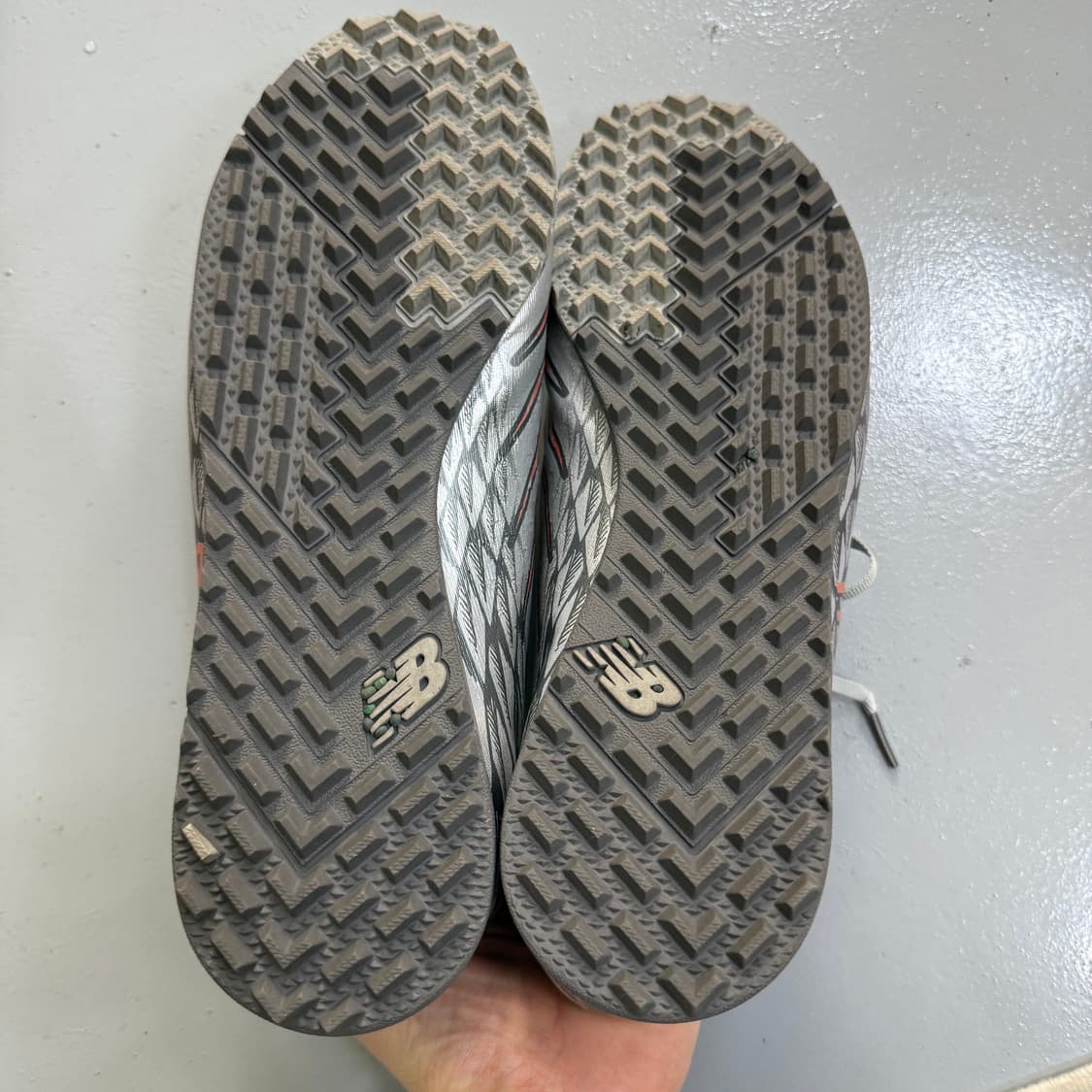 280 뉴발란스 퓨론 V7 프로 0406T 상품이미지4