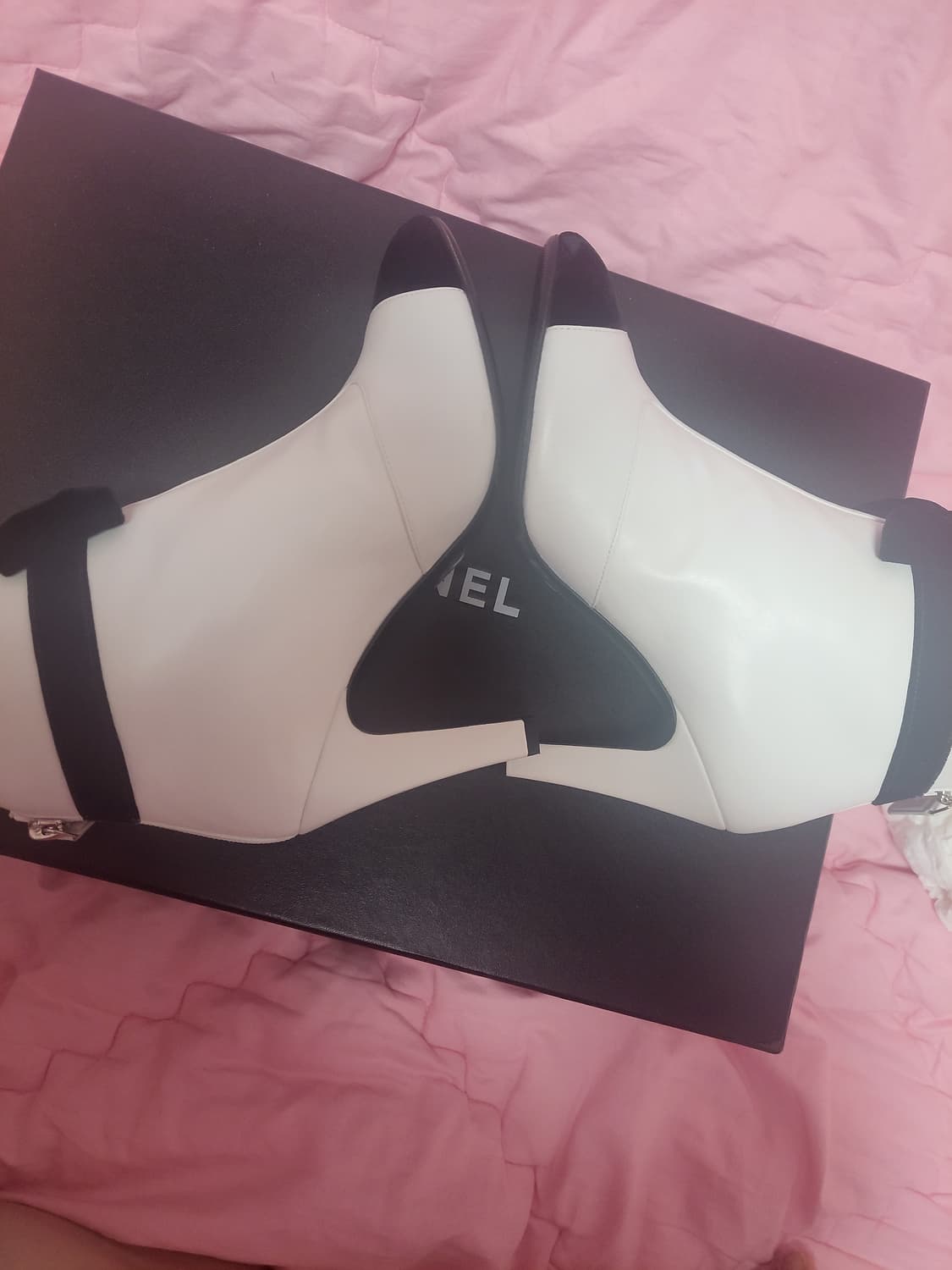 정품)급처새상품!샤넬 리본 로고 앵클 부츠 구두 힐 상품이미지7