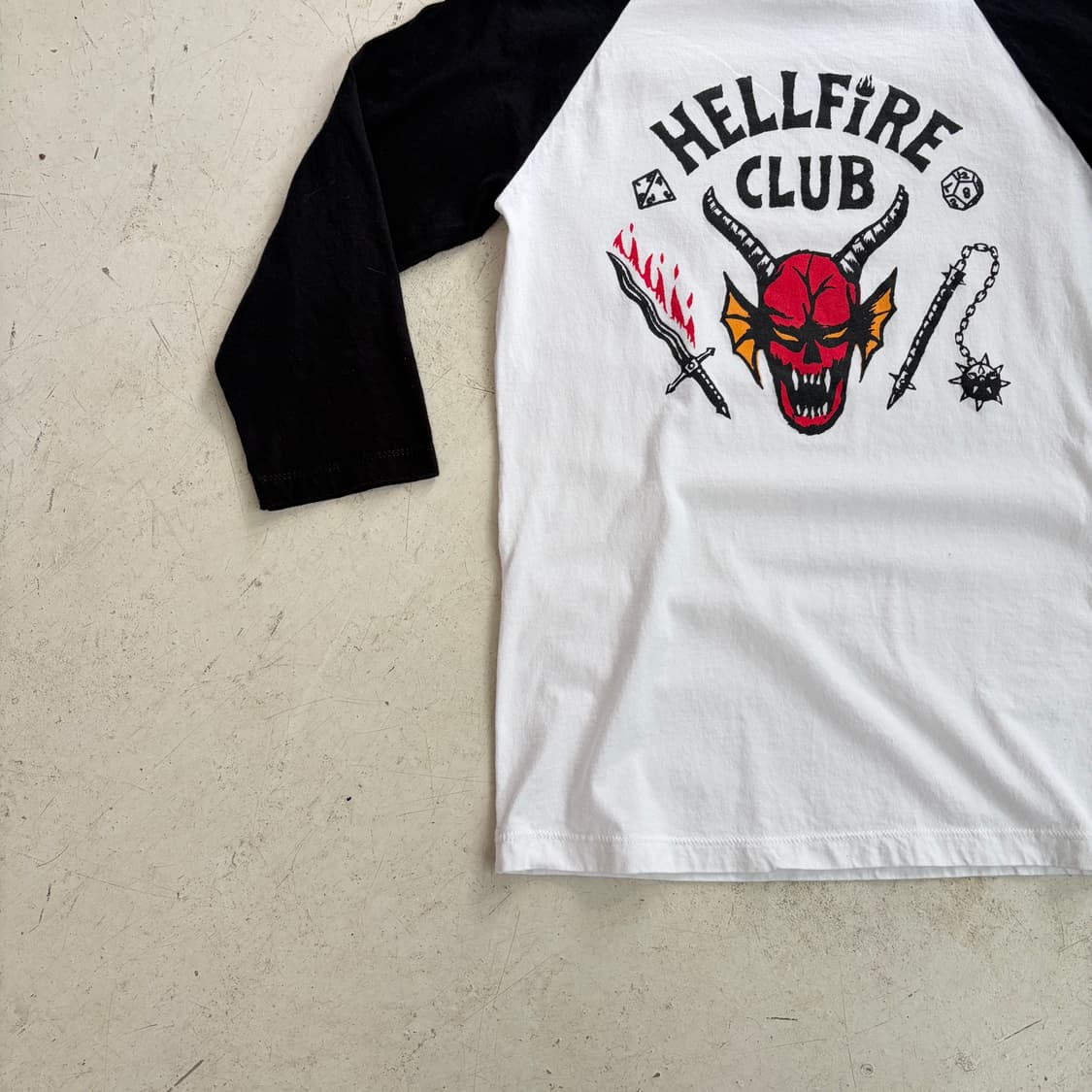 기묘한이야기 오피셜 빈티지 나그랑 티셔츠 S 상품이미지3