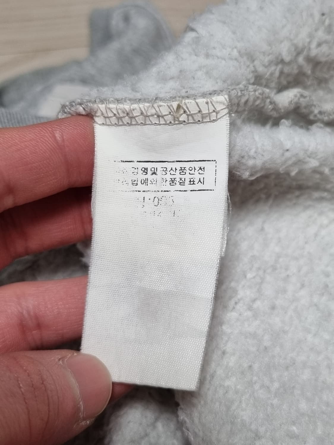 cp컴퍼니 맨투맨 상품이미지5