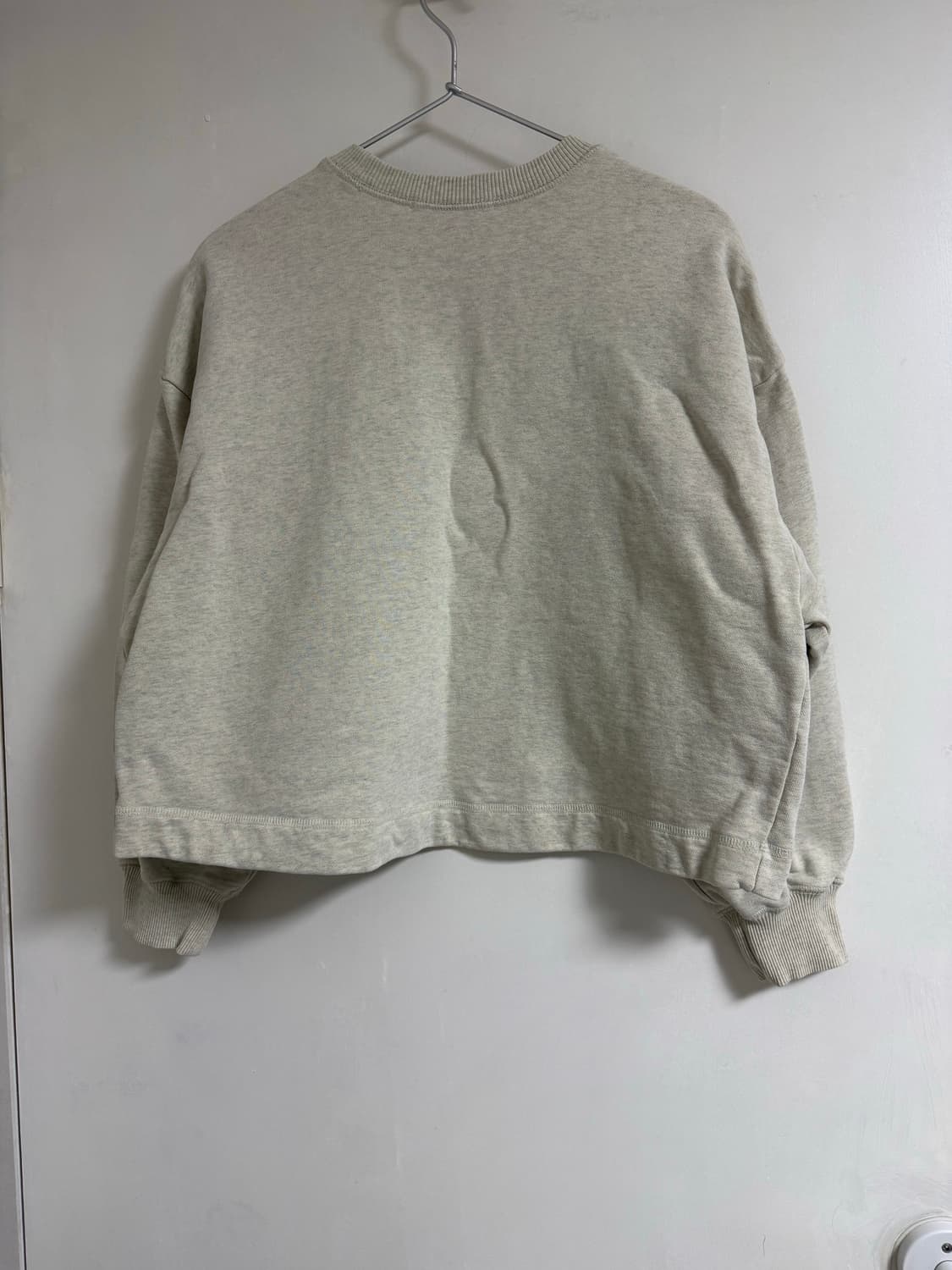 아떼 바네사브루노 크롭 맨투맨 s 상품이미지5