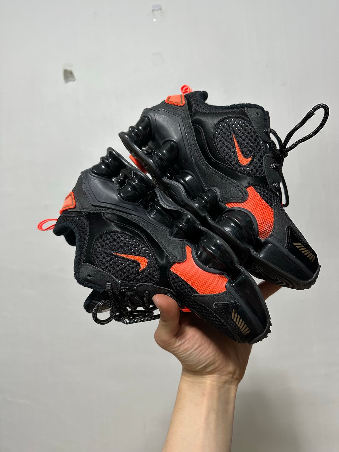 나이키 우먼스 샥스 LT 노바 블랙 오렌지 상품이미지3