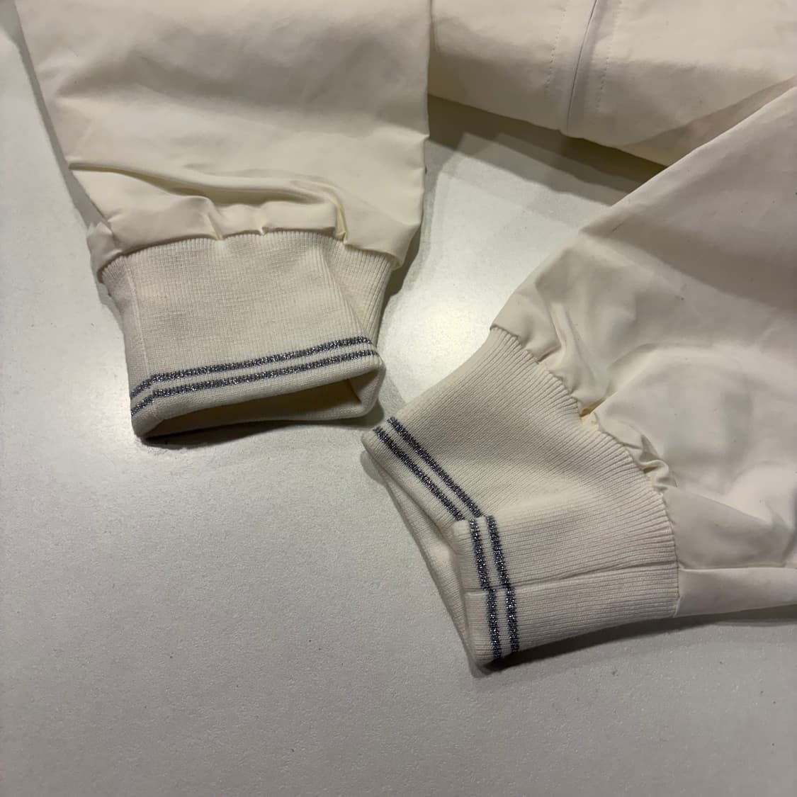 [2] 볼란테 나일론 화이트 봄버 자켓 새상품 C851 상품이미지7