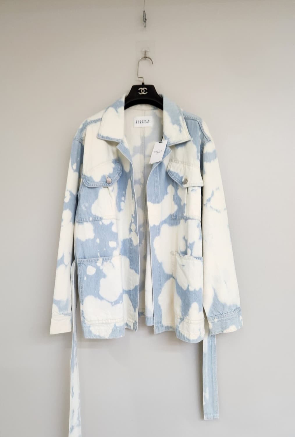 (새상품)끌로디피에로 오픈형 벨티드 워싱 데님자켓 66사이즈 상품이미지6