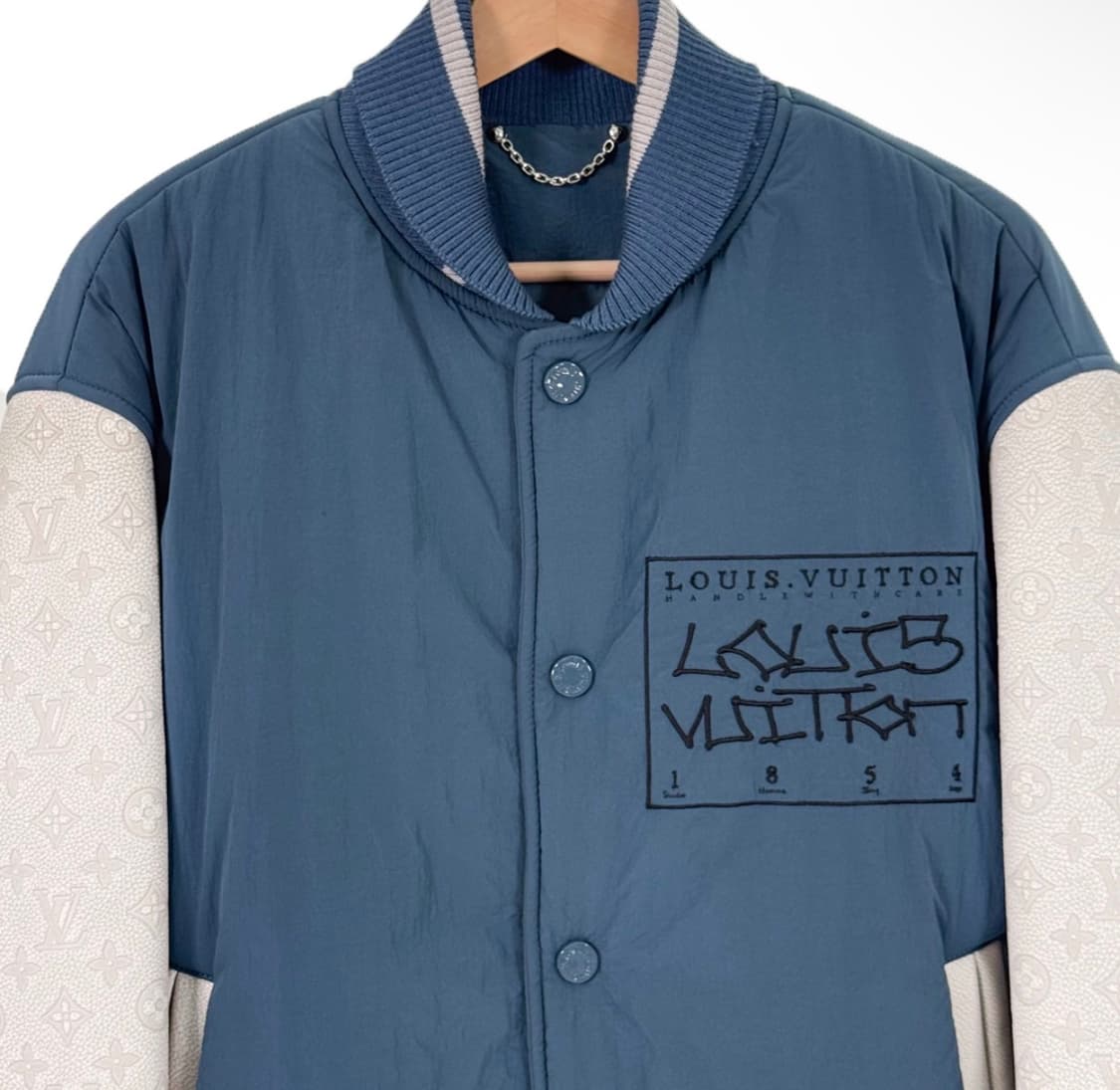 [52] 루이비통 남성 믹스드 레더 테디 바시티 블루종 블루 1AAHGX 상품이미지3