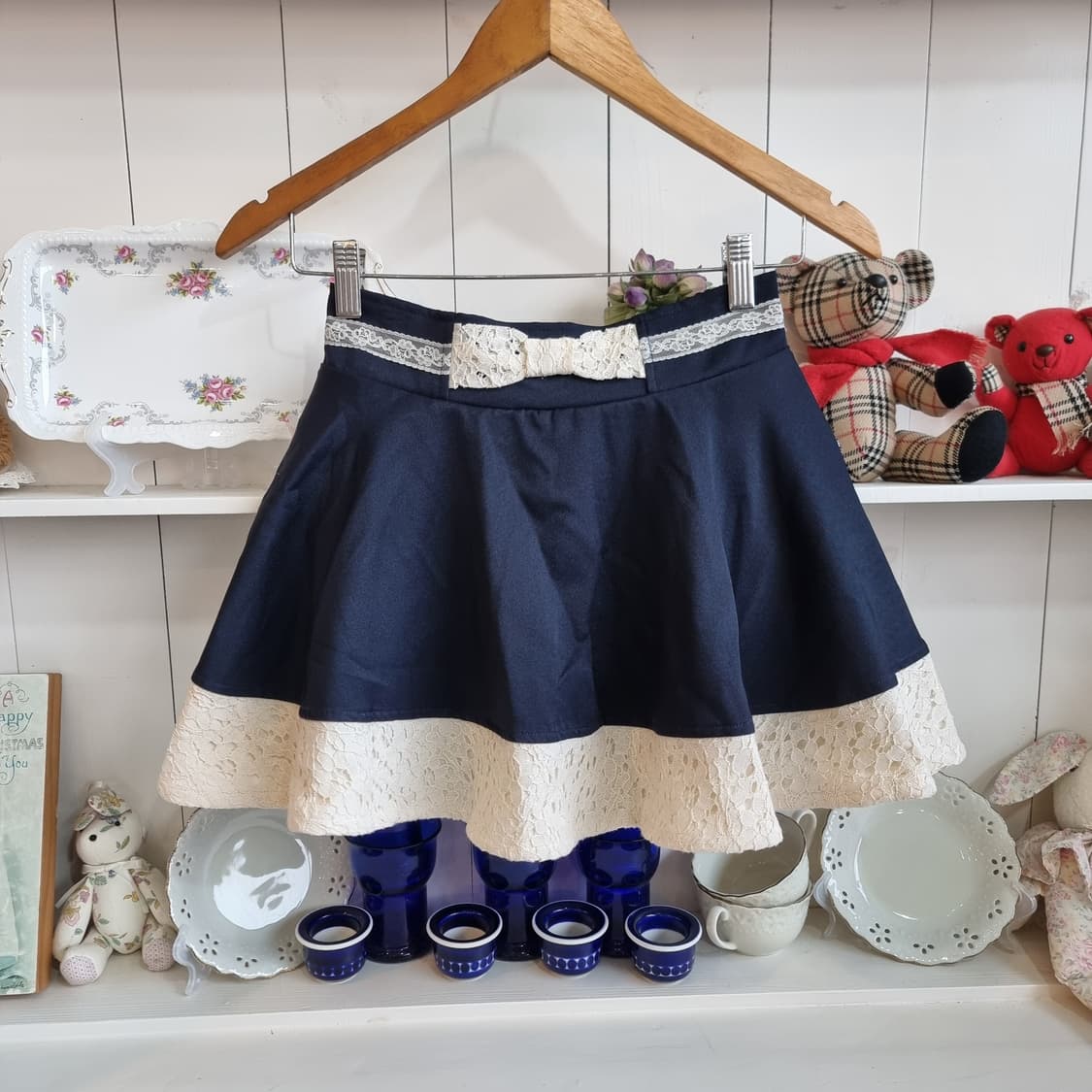 네이비 레이스 플레어 스커트 상품이미지1