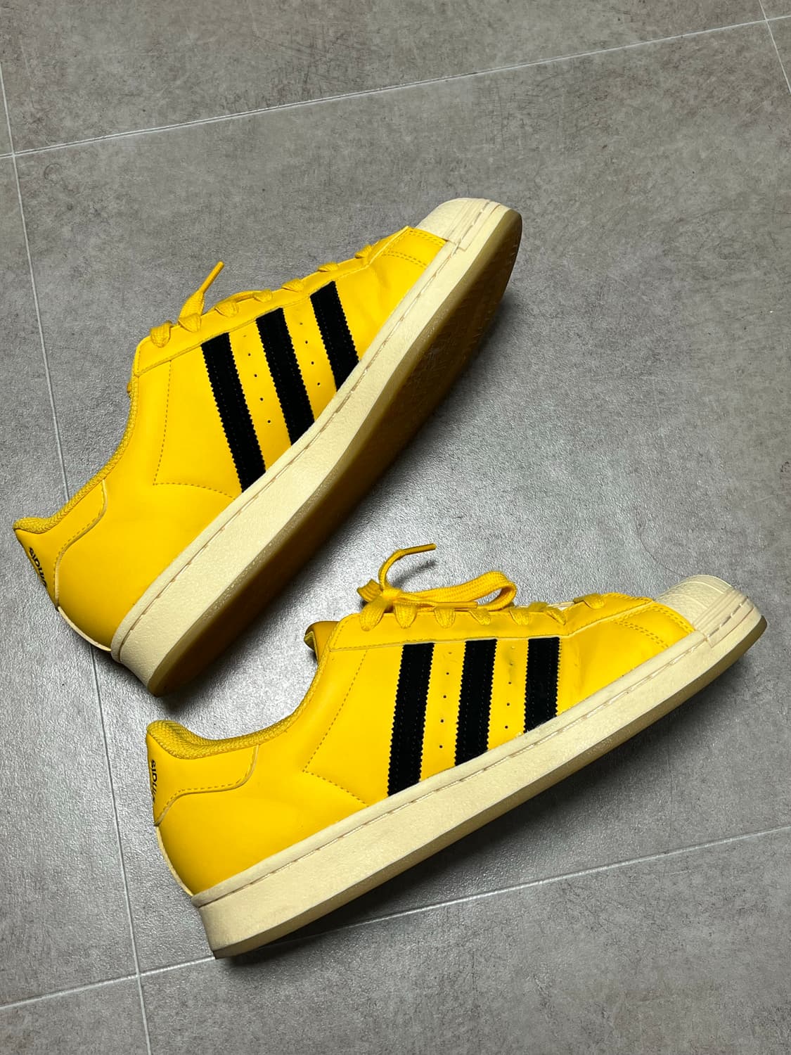 아디다스 슈퍼스타 275 상품이미지4