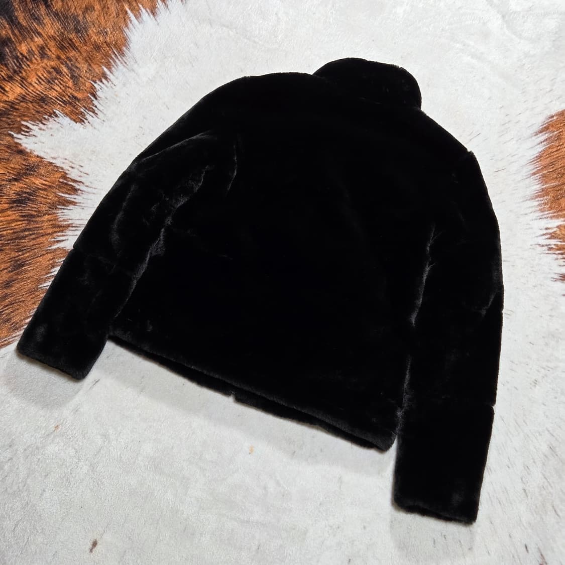 자라 빈티지 블랙 퍼 집업 자켓 상품이미지4