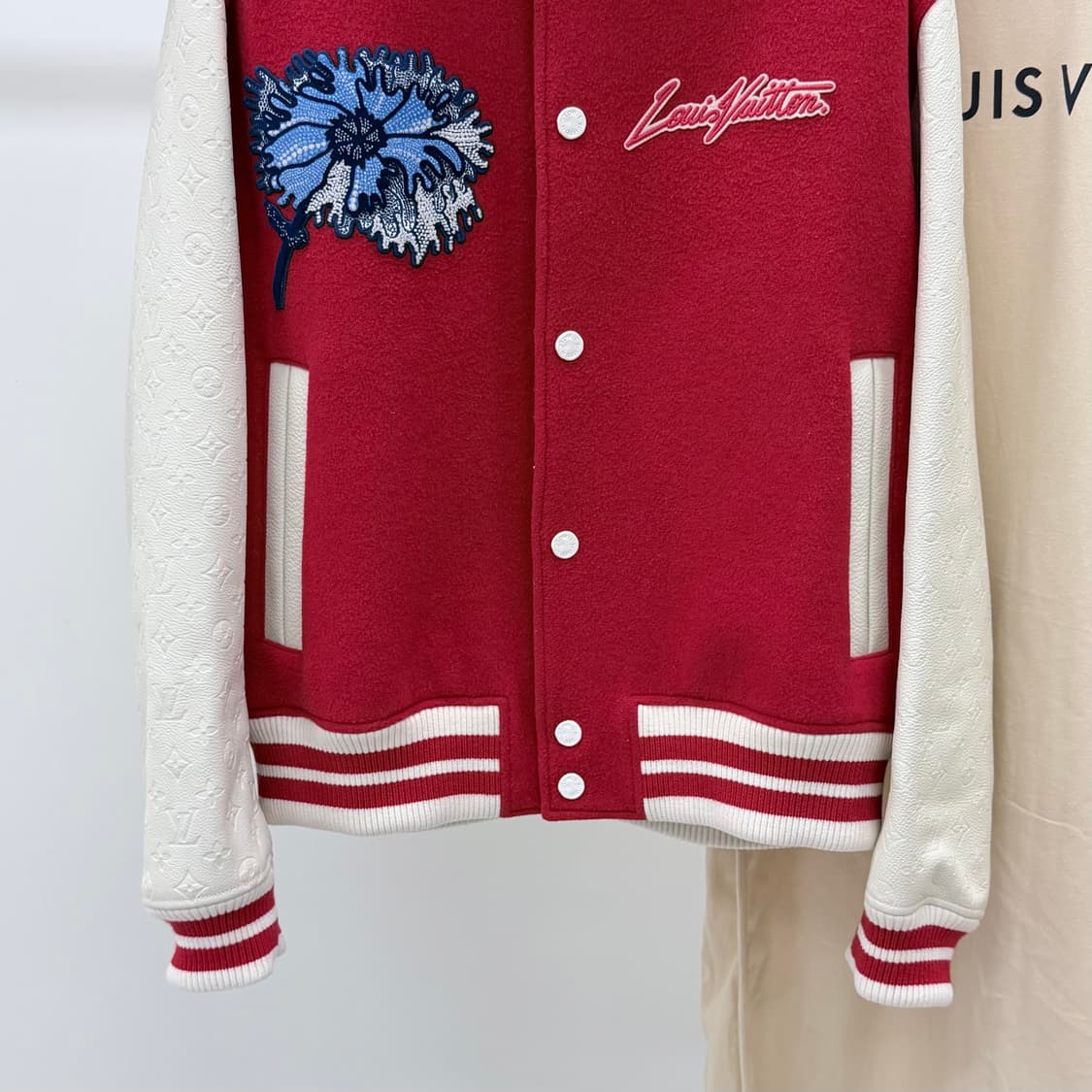 [S+급/54] 루이비통 x 쿠사마 야요이 한정 블루종 바시티 자켓 상품이미지3