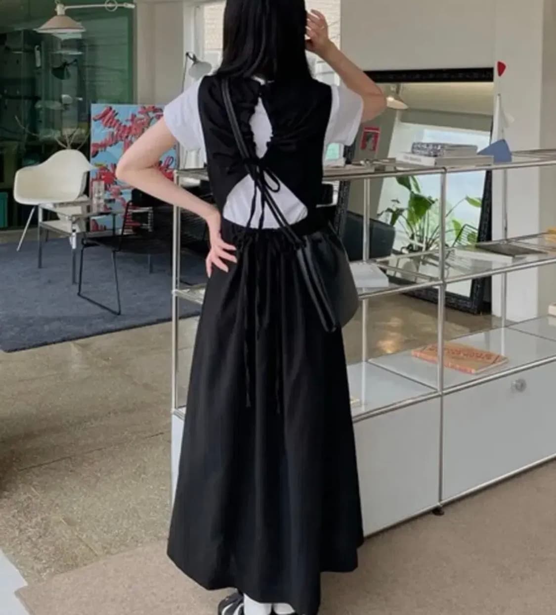 스프링콤마 빈블 백홀 원피스 나일론 네이비 상품이미지2