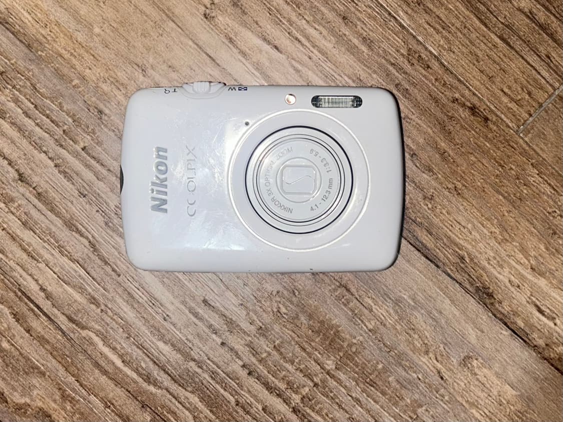 니콘 쿨픽스 s01 nikon coolpix s01 화이트 (작례0) 상품이미지1