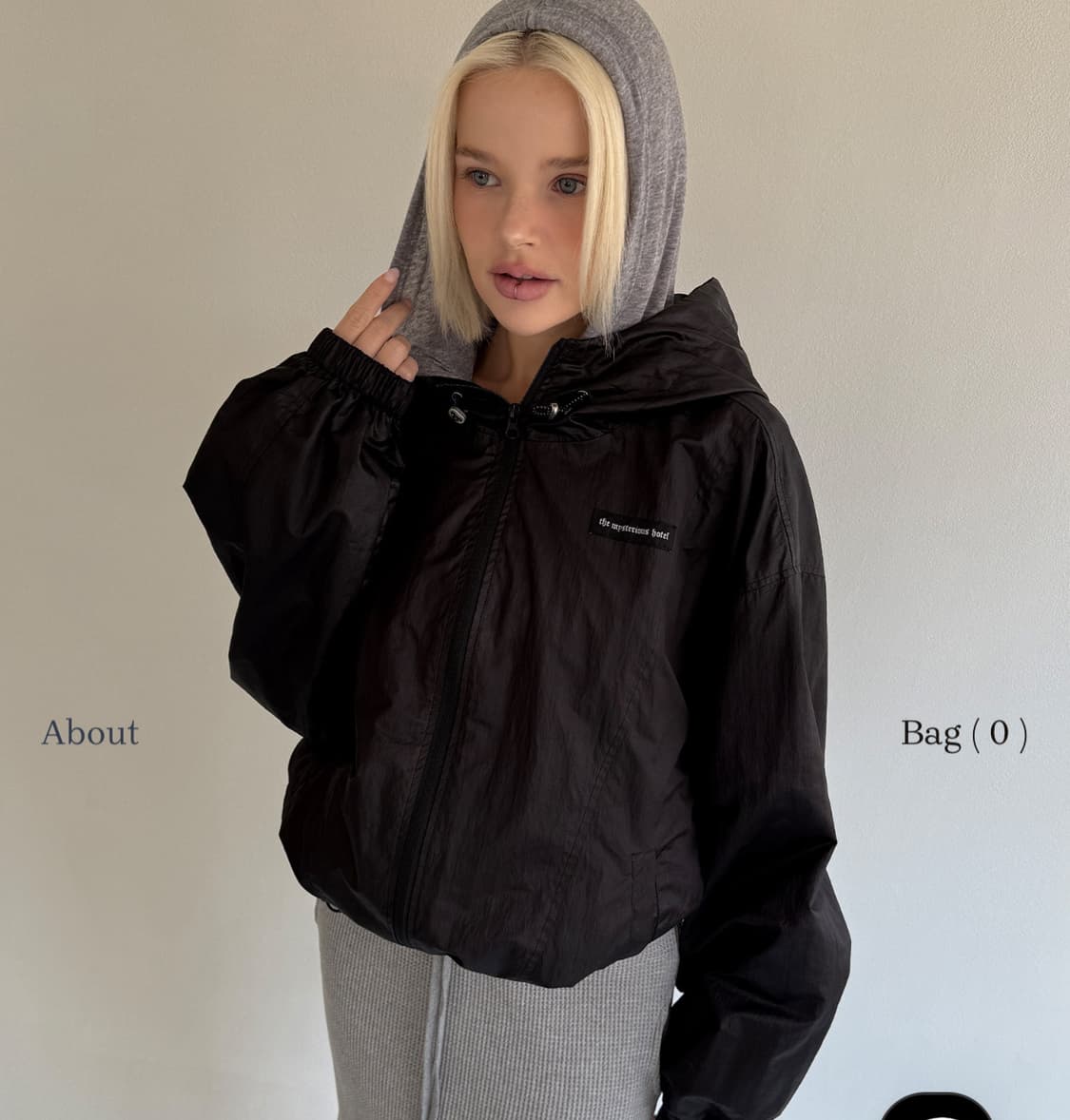 더미스테리어스호텔 윈드브레이커 바람막이 상품이미지1