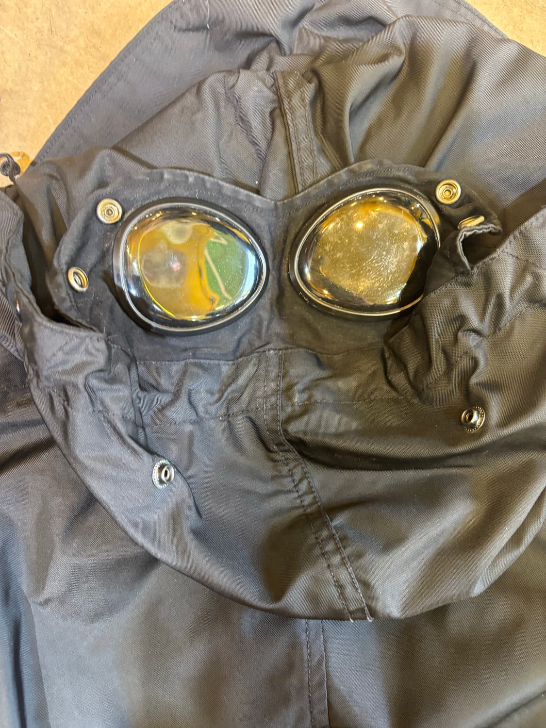 Cp company 고글 바람막이 상품이미지3