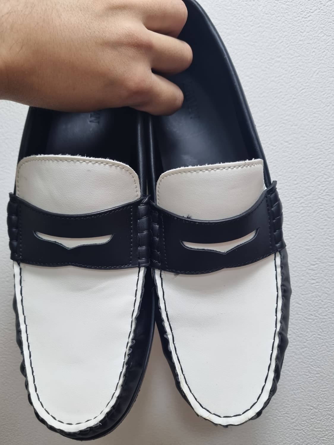 자라 블랙 화이트 페니로퍼 280 상품이미지1