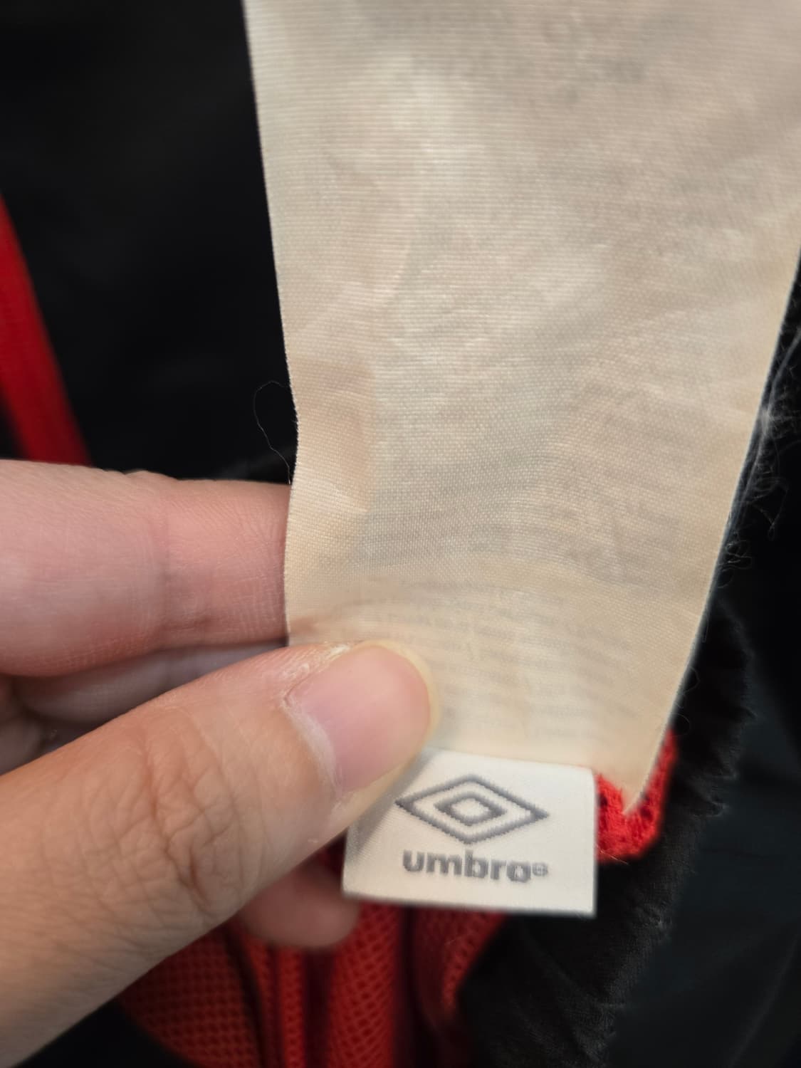 [쿨거환영]10-11 시즌 엄브로 잉글랜드 국가대표팀 트레이닝 재킷 상품이미지7