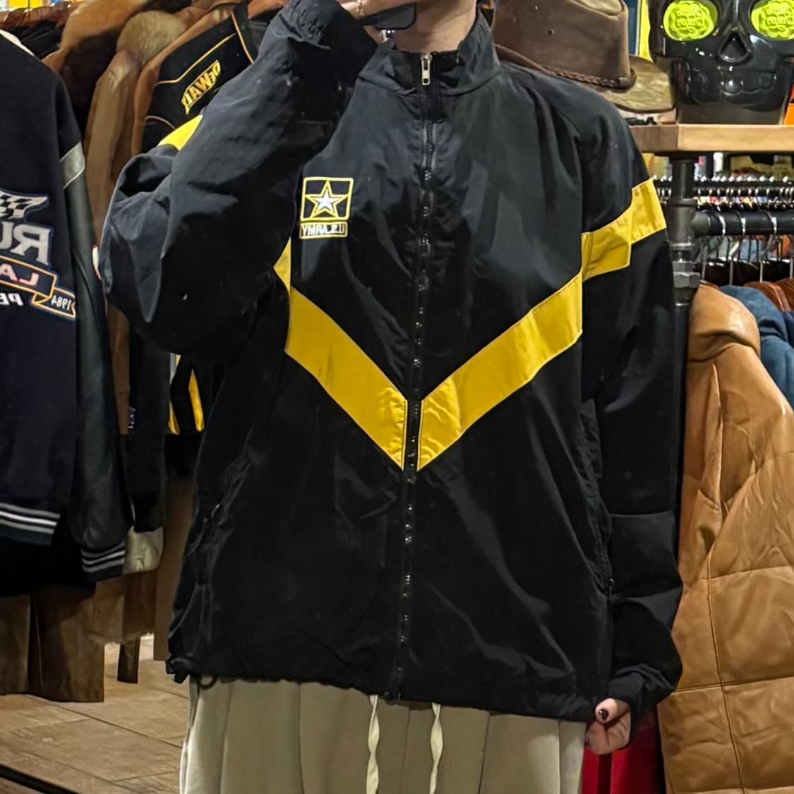 [HI] ARMY 아미 바람막이 블랙 상품이미지2