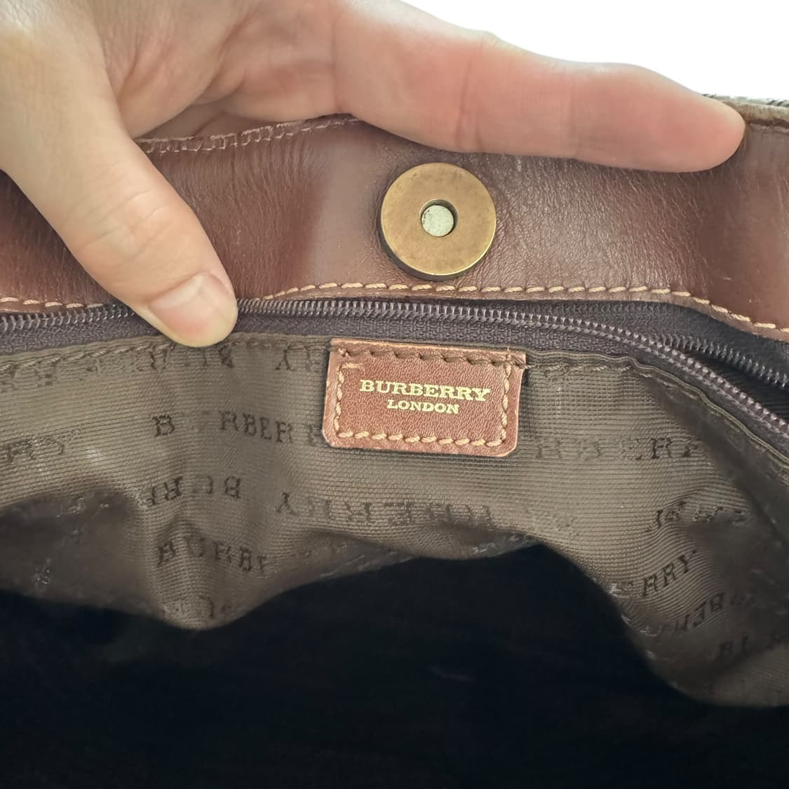 정품 버버리 노바체크 토트백 상품이미지8