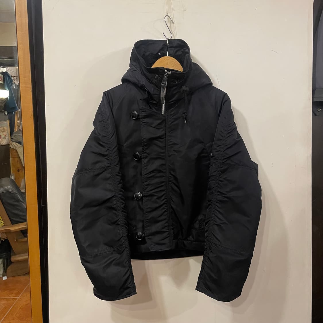 알파인더스트리 리메이크 크롭봄버 L 상품이미지1