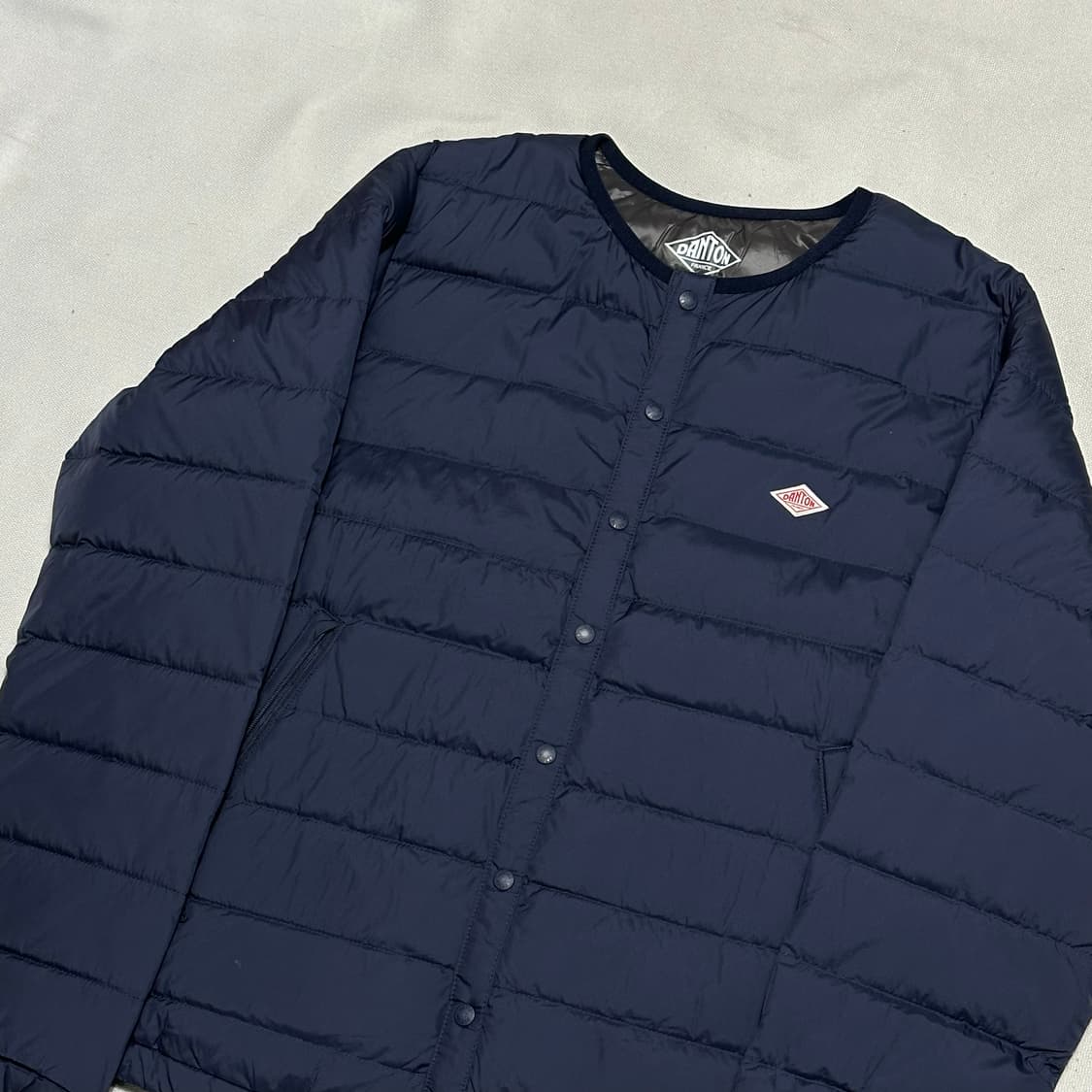 S 단톤 크루넥 이너 다운 경량 패딩 상품이미지1