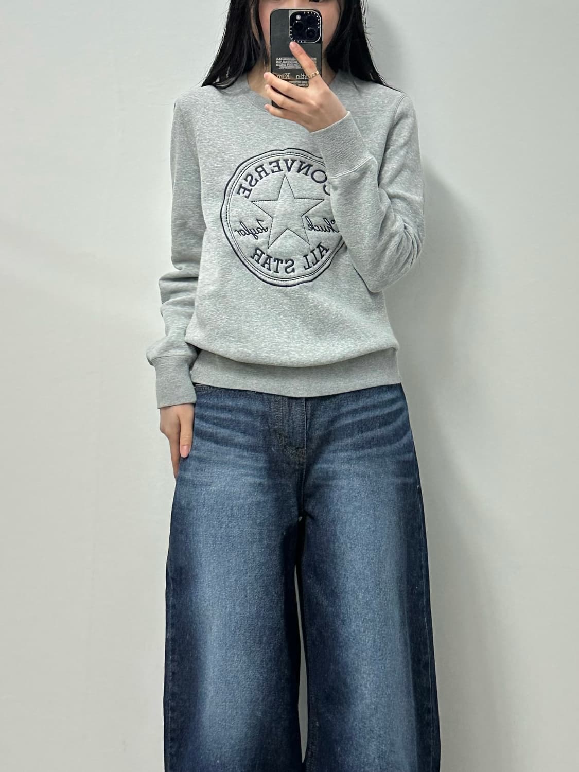 컨버스 y2k 와투케 스타 빅로고 맨투맨 상품이미지1