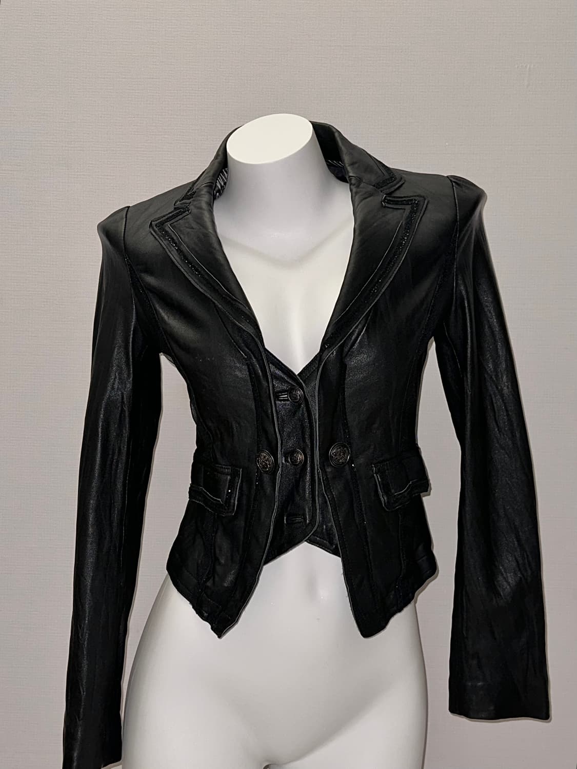 빈티지 양가죽 크롭 버튼 자켓 상품이미지1