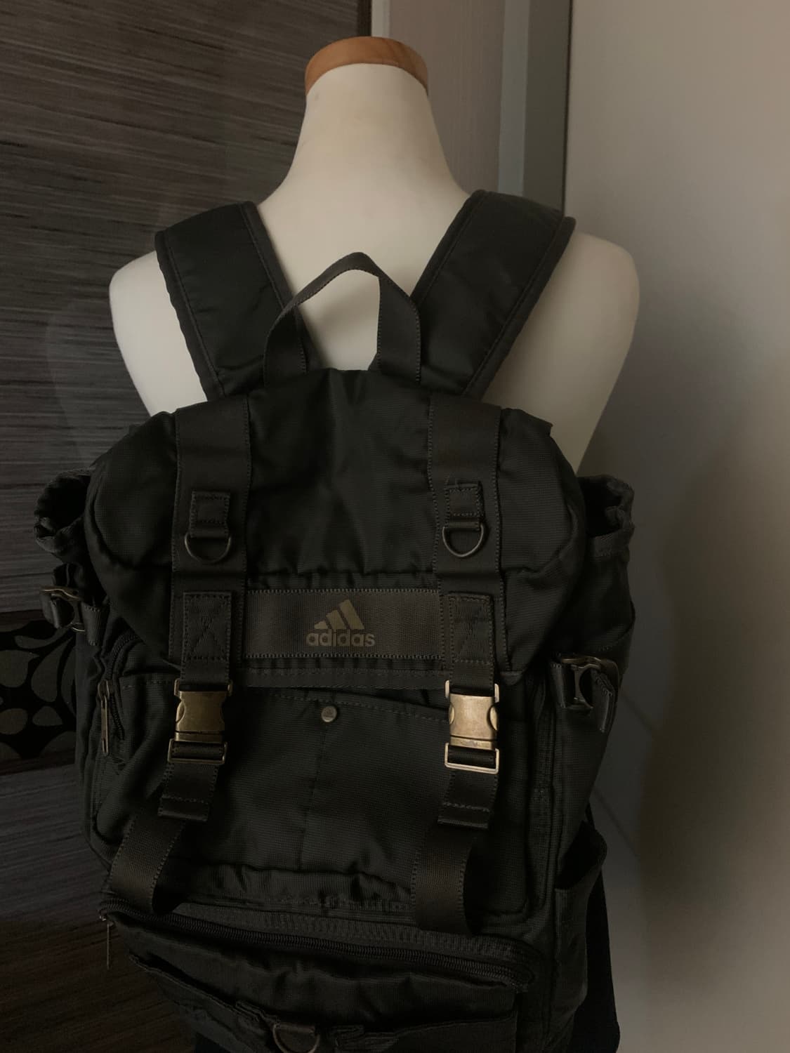 아디다스 빈티지 카키 백팩 상품이미지4