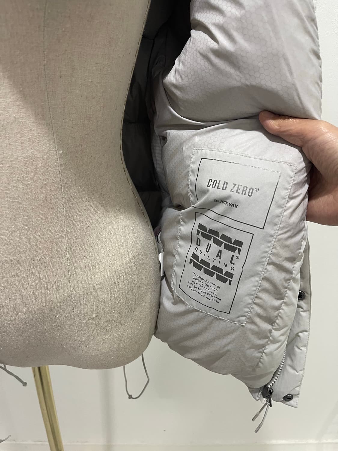 남성용 블랙야크 콜드제로 라이트 다운자켓 100(L)  상품이미지10