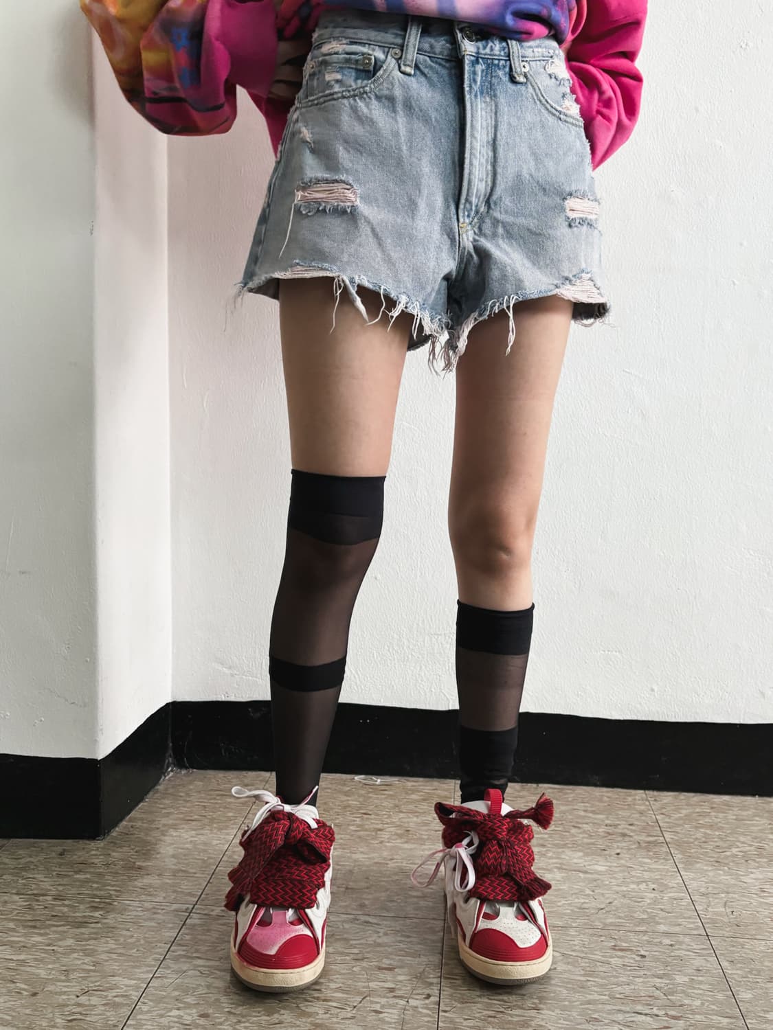 rag & bone 랙앤본 디스트로이드 데님 숏 팬츠 상품이미지2