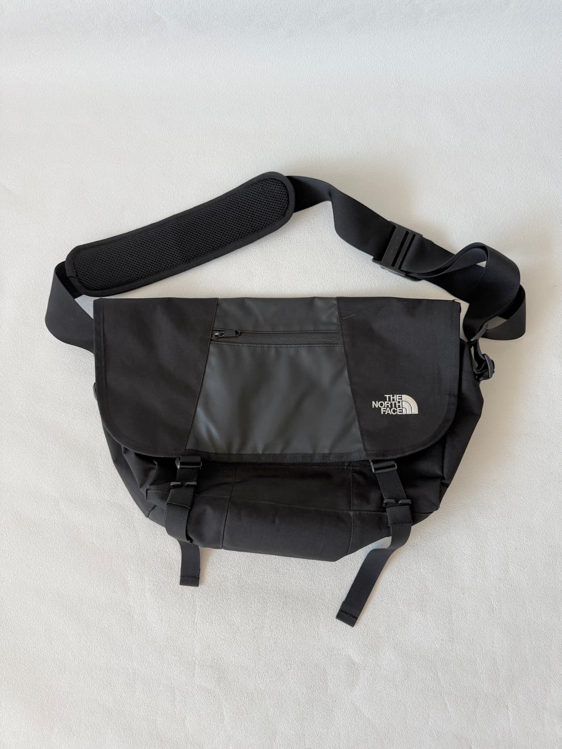노스페이스(THE NORTH FACE) 메신져백 상품이미지1