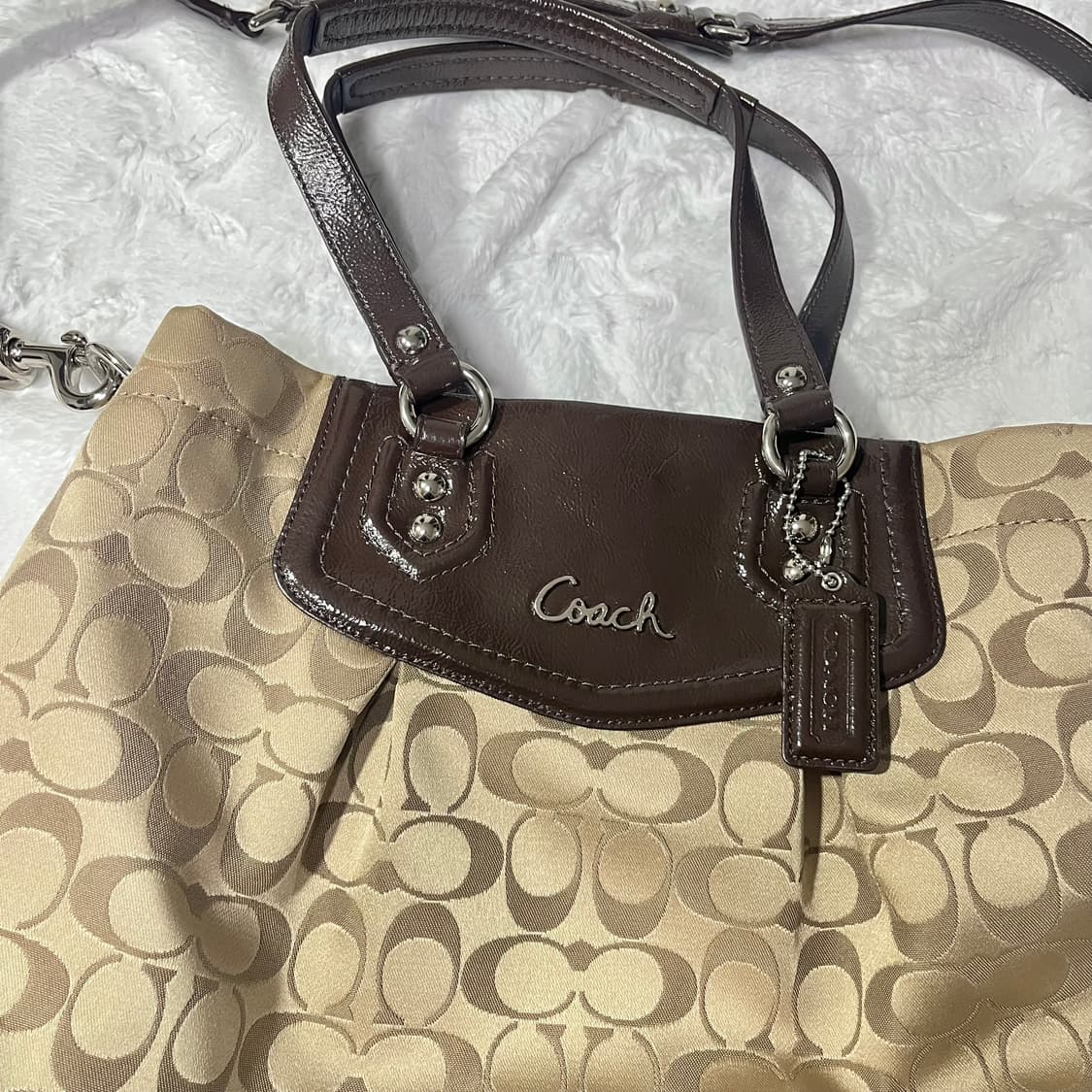 Coach 베이지 브라운 숄더백 크로스백 카페모카 시그니처  라떼갸루 상품이미지4