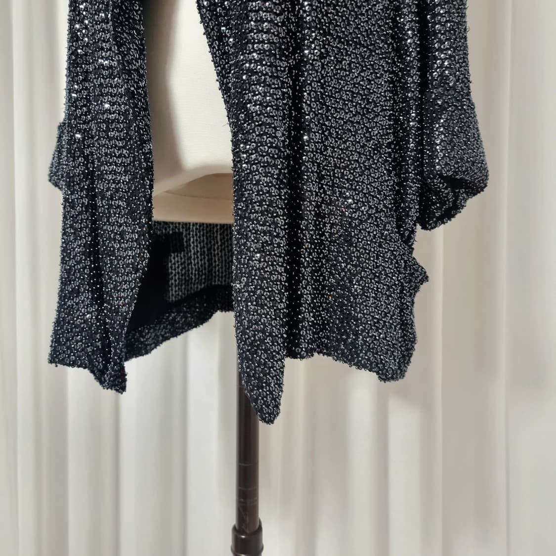 다이앤본퍼스텐버그 DVF 스팽글 비즈 실크 오픈형 가디건 (55-66) 상품이미지6